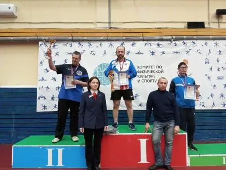 Выпускник Иркутского филиала Алексей Самсонов выиграл три медали на Всероссийских соревнованиях по настольному теннису