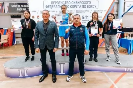 Студентка Иркутского филиала Юлия Старченко заняла первое место в на первенстве СФО по боксу